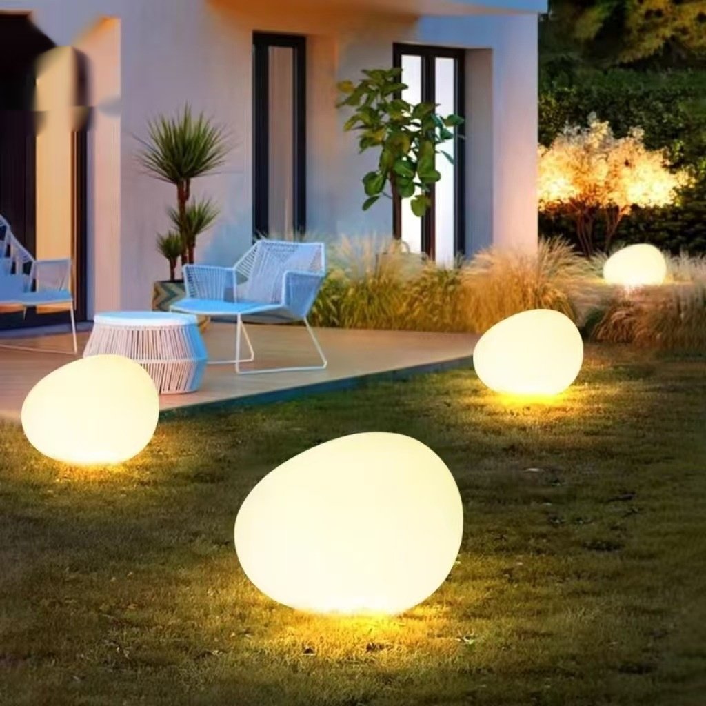 Outdoor Pebble Light Waterproof Solar Energy